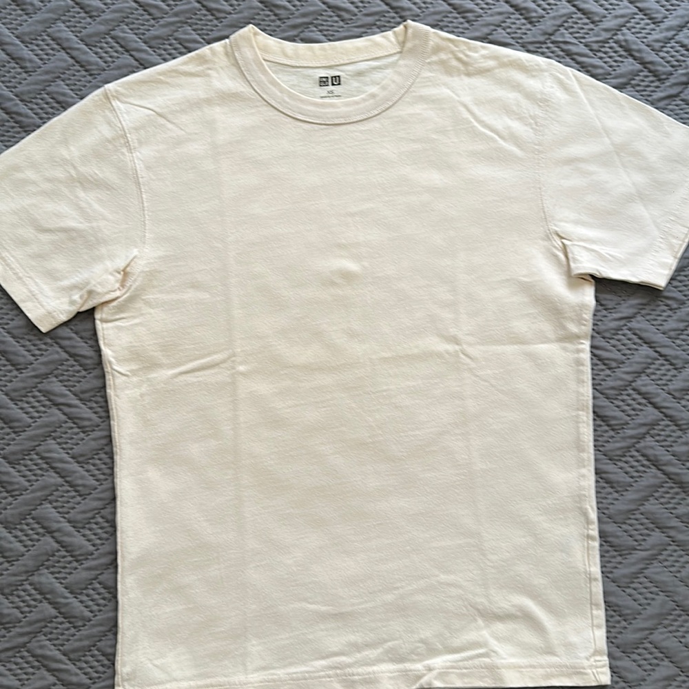Uniqlo U Crew neck T Shirt (XS) Beige